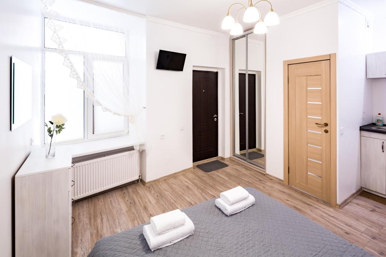 Beautiful Apartments In The Center Lviv Buitenkant foto