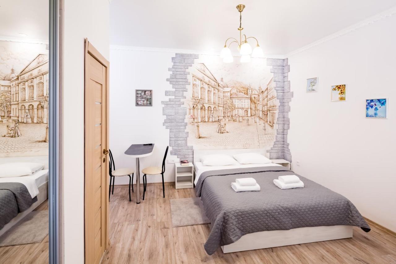 Beautiful Apartments In The Center Lviv Buitenkant foto
